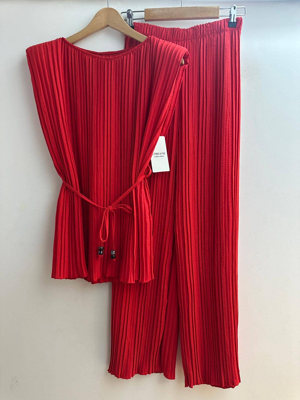 LORIANE - Wholesale Top & Pant Set (NOT Loungewear) - Women's - 7260 61129 Pleated top and pants set5