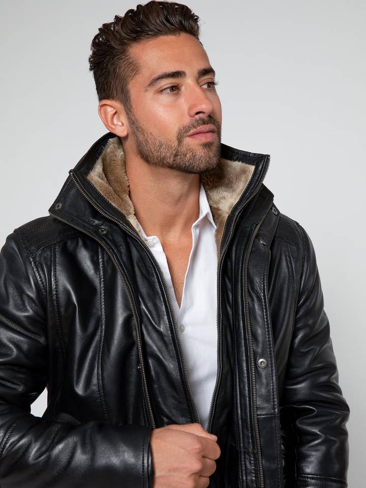Noir Manteau Tiberius Premium en cuir d'agneau avec fourrure en vente sur Faire2