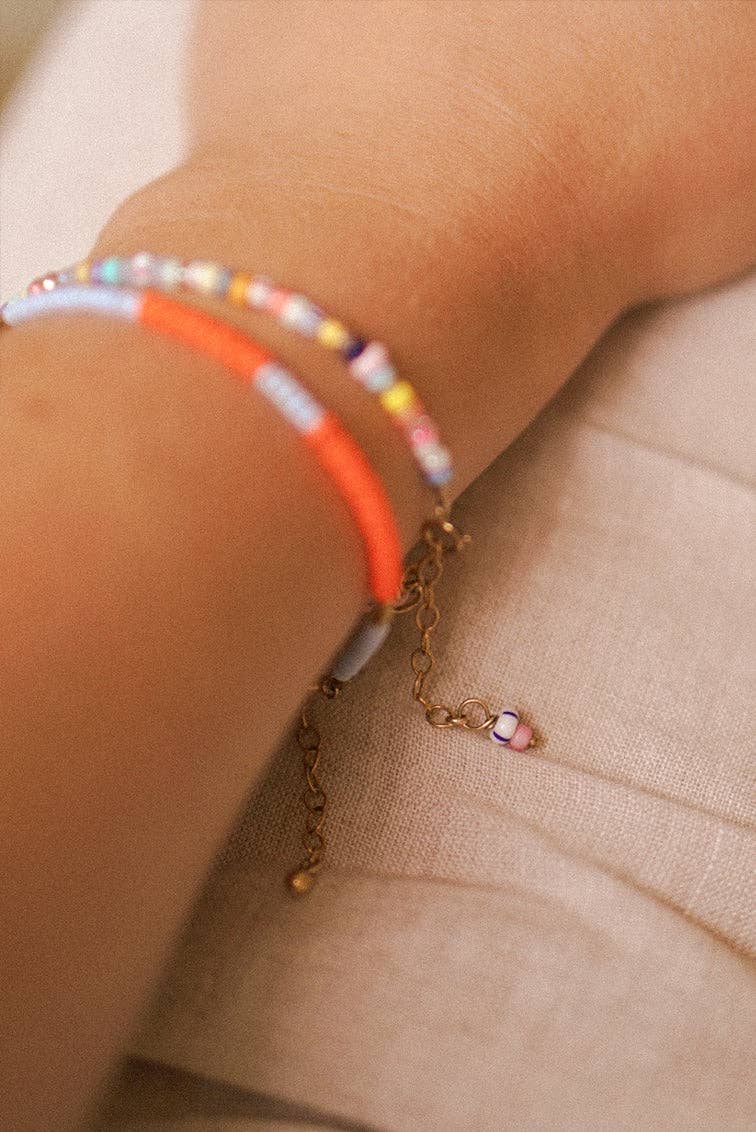 SAN SAN – Engroshandel Perlearmbånd – MONDO - farverig armbånd med glasperler, håndlavet2