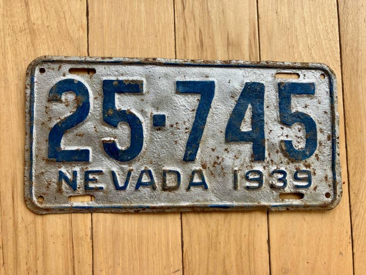 Plaque d'immatriculation du Nevada repeinte de 1939 pour la vente par RusticPlates