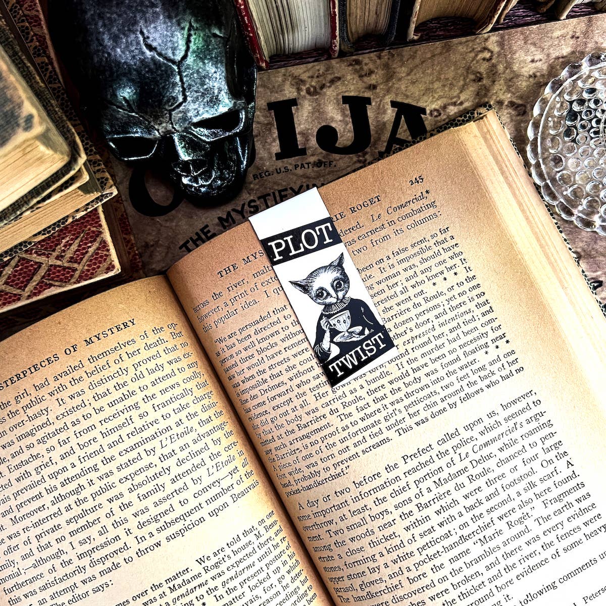 Conquest Journals - Wholesale Bookmark - Waiting for the Night Magnetic Bookmarks (4-Pack)4