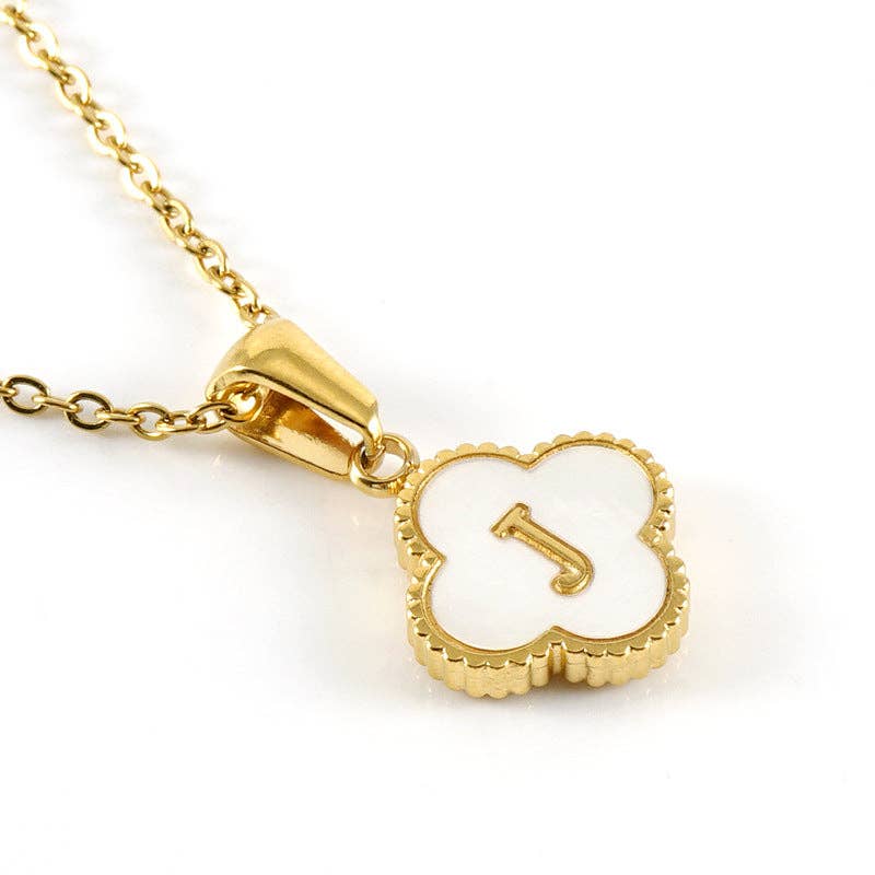 Mio Queena - Wholesale Pendant/Charm Necklace - Clover Shell Initial Charm 18K Golden S.Steel Necklace - FGS9