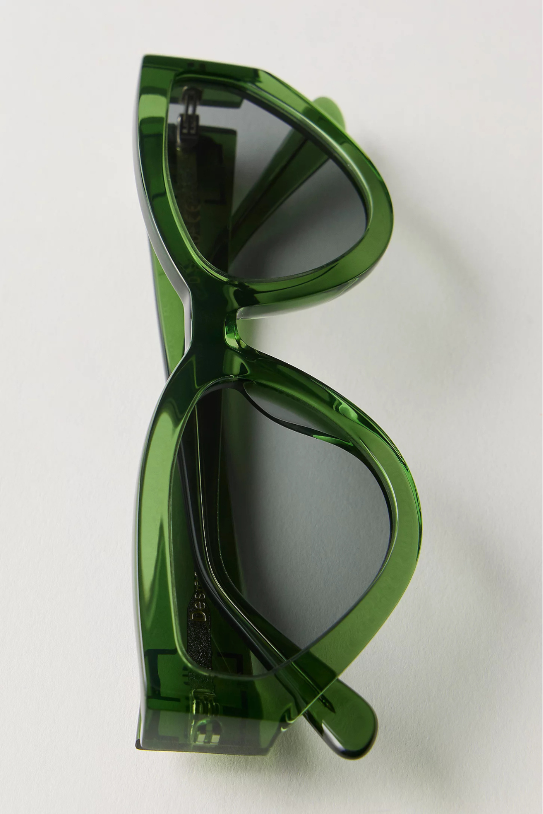 INDY Sunglasses - Wholesale Sunglasses - Unisex - Nolita Green Cat Eye Sunglasses – Polarized, UV2