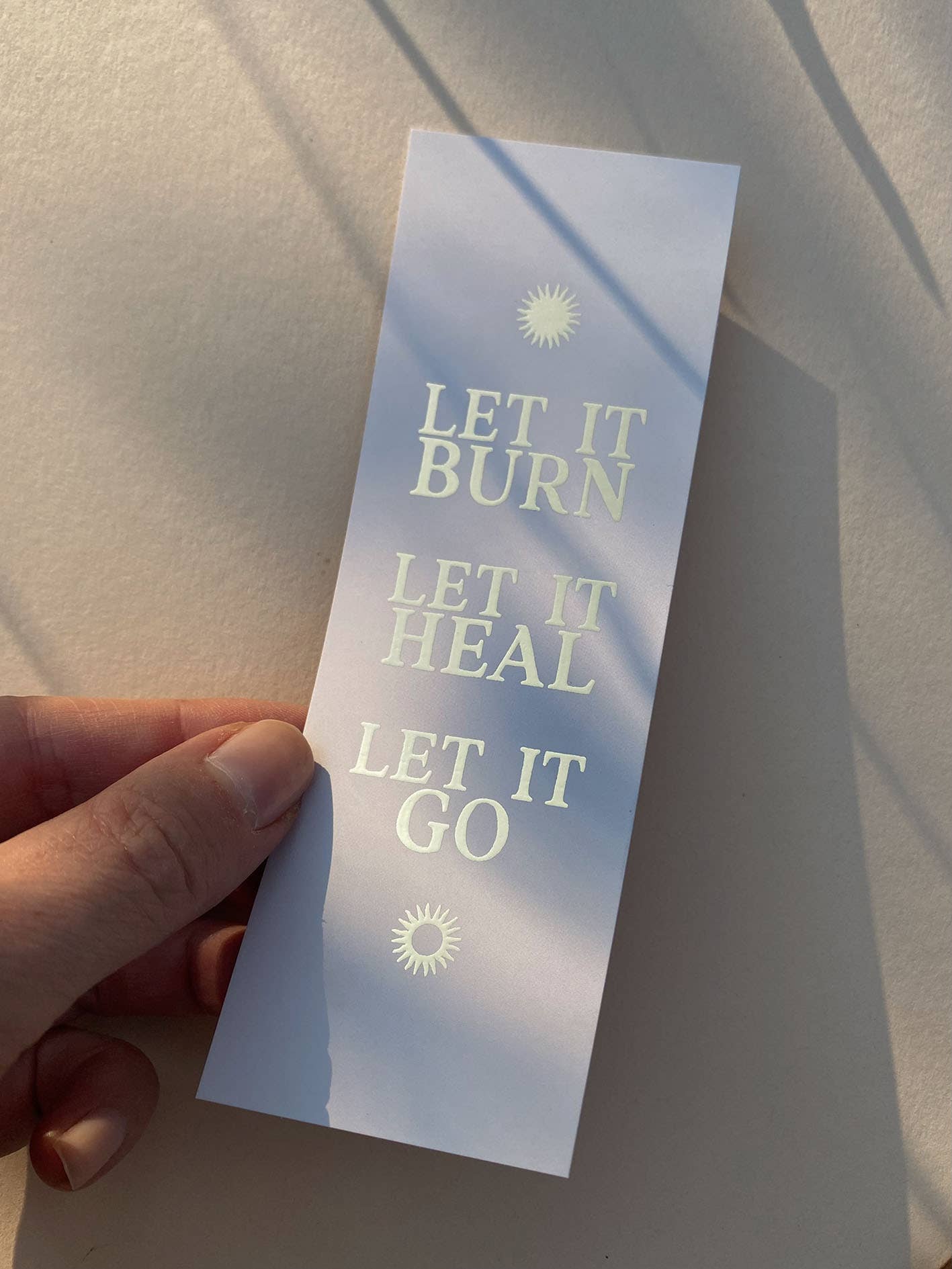 Anna Cosma - Venta al por mayor Conjunto de bolsas de regalo - Set de regalo con bolsa, cuaderno y marcador con estampado dorado7