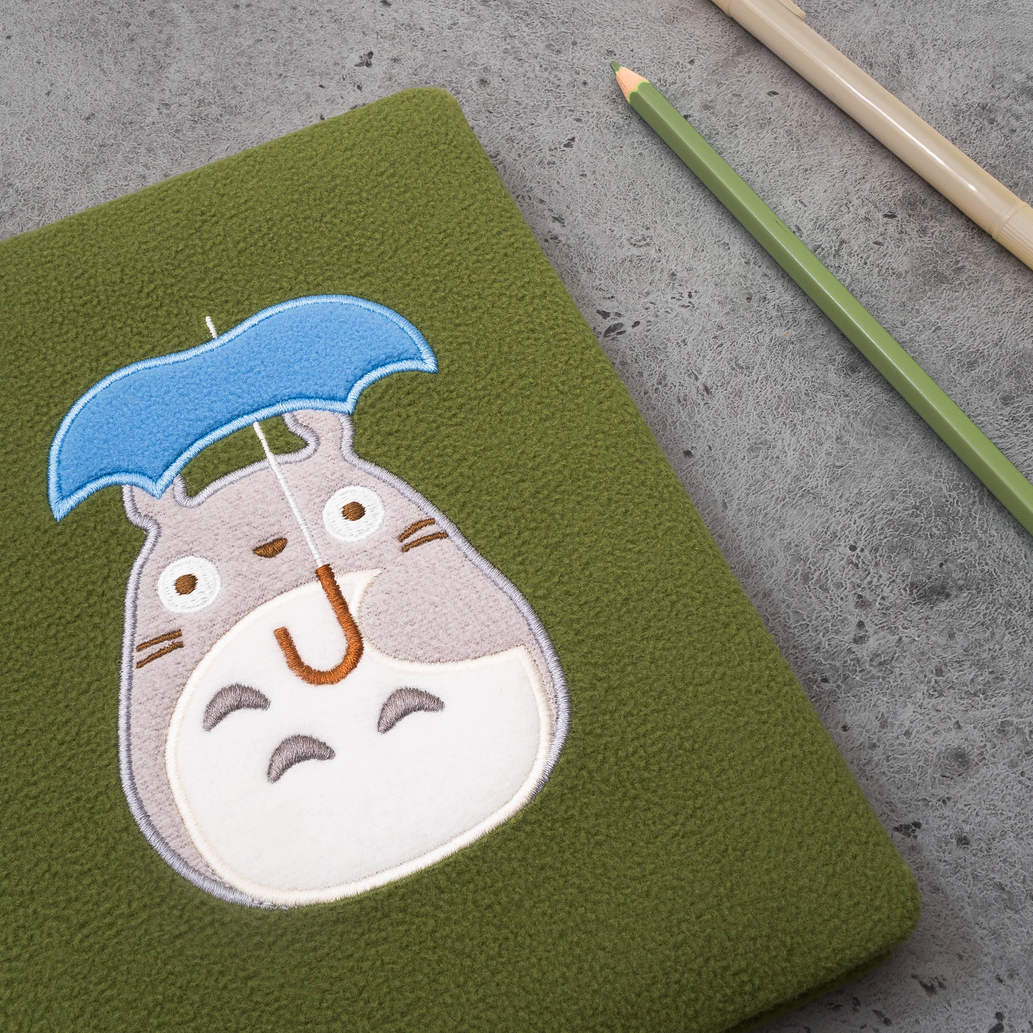Chronicle Books - Wholesale Journal/Diary - Studio Ghibli My Neighbor Totoro: Totoro Plush Journal4
