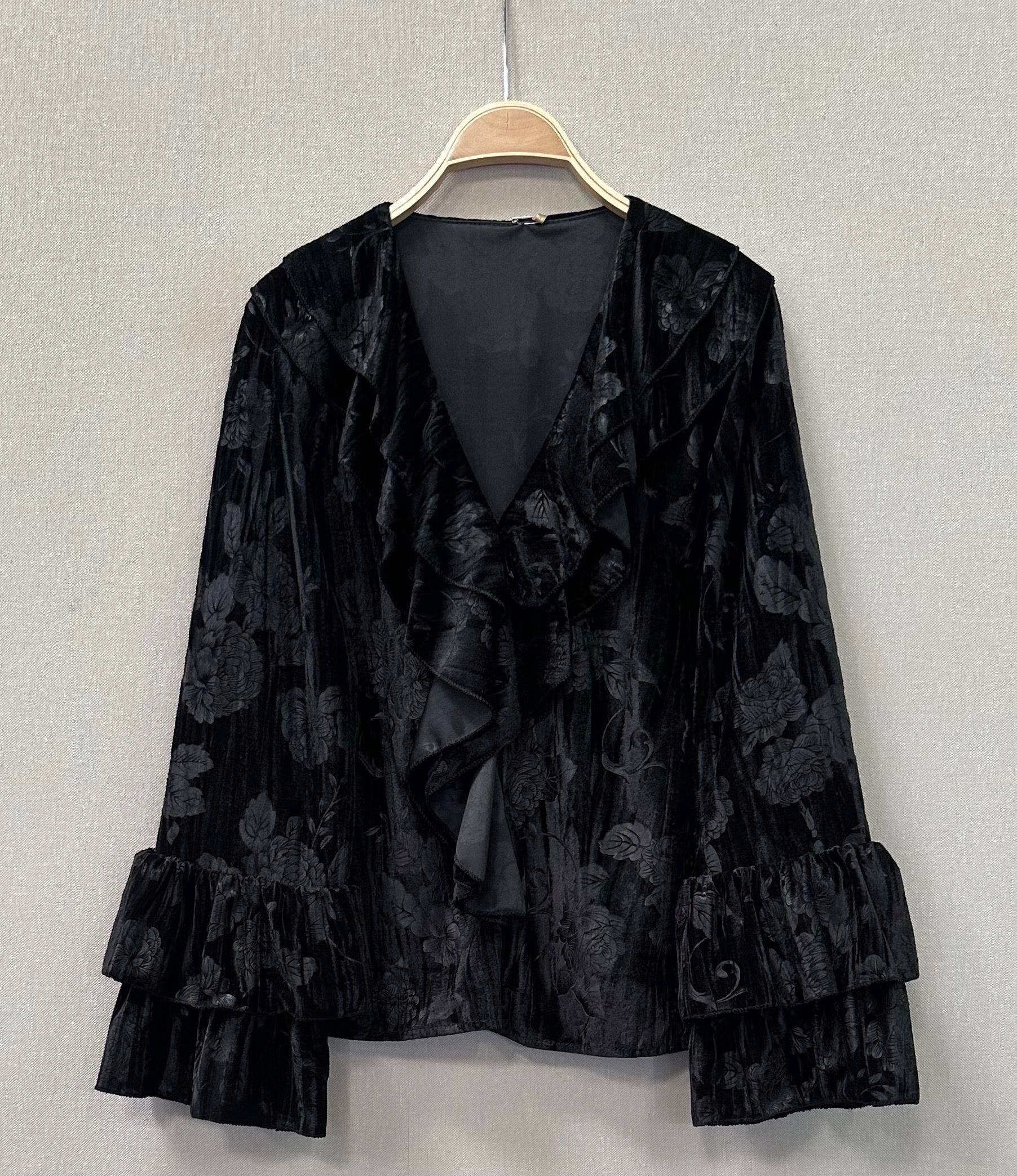 SWEET MAGIC MODA Y COMPLEMENTOS - Wholesale Blouse - Women's - V-NECK BLOUSE WITH PLEATS3