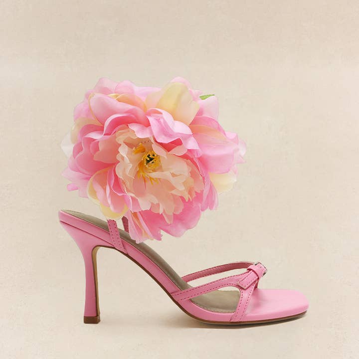 MAI - Blumenabsatz, Riemchensandale mit quadratischer Spitze, Schwarz/Rosa für den Großhandel von Lemonade Shoes