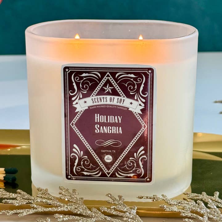 Bougie en verre ovale givré à la sangria de vacances en cire de soja pour la vente par Scents Of Soy Candle Company
