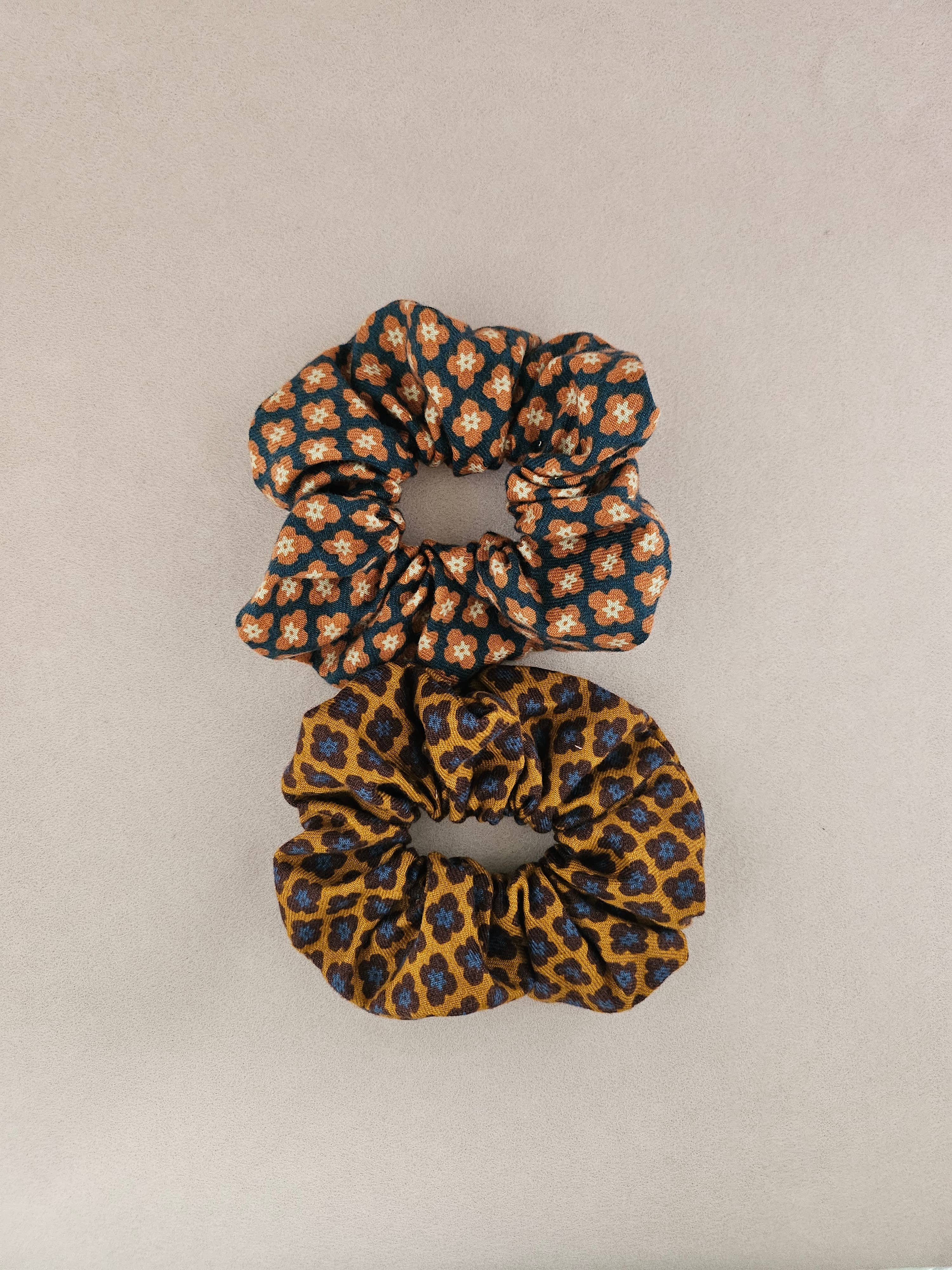 Royal marais – wholesale Myntväska - Dam – Chouchou hårsnodd i 100% bomull med blommönster eller leopardmönster14