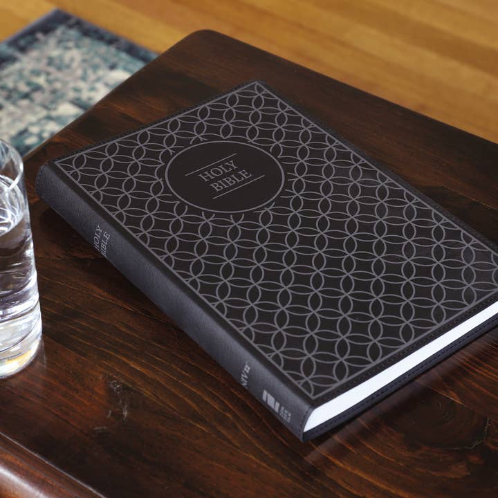 HarperCollins Christian Publishing - Wholesale Religion - NIV Value Thinline Bible Large Print Leathersoft Gray/Black1