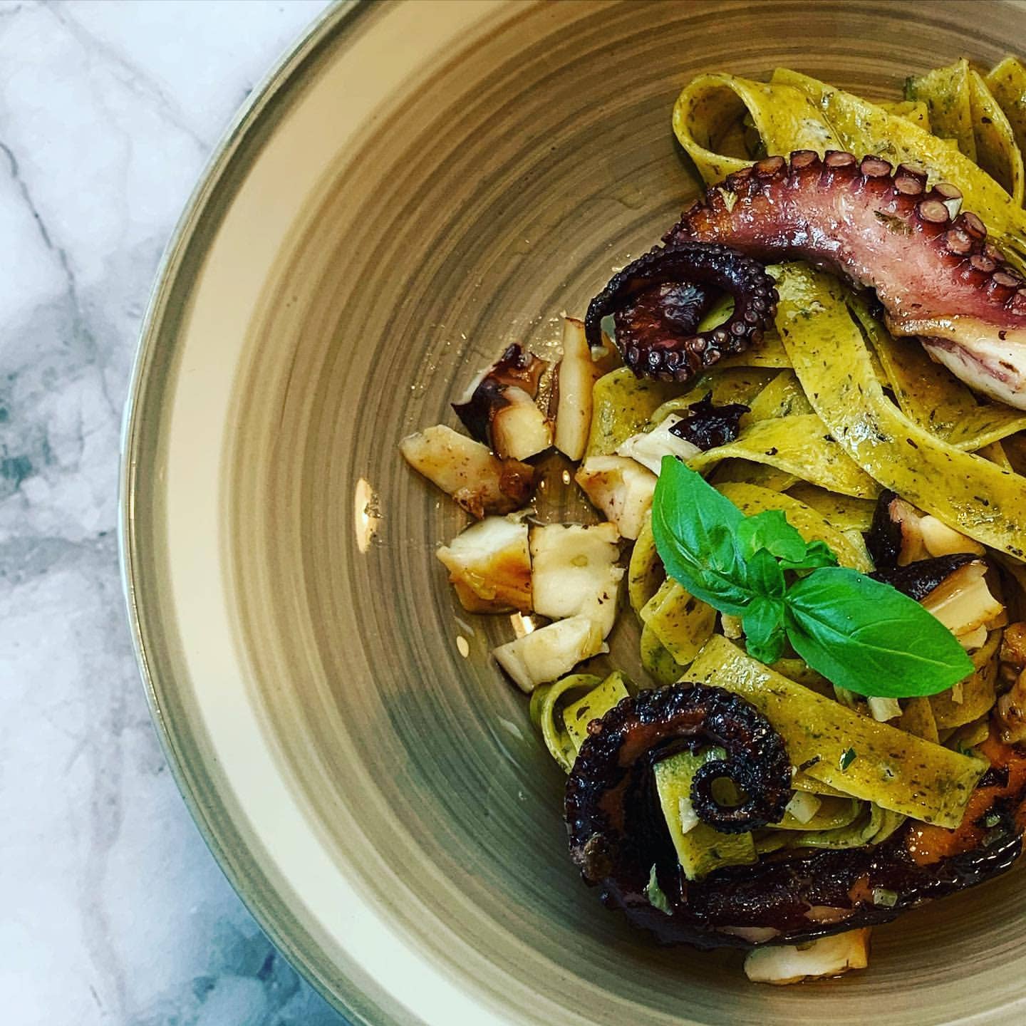 magnatera Pangea srl - Venta al por mayor Pasta - Pasta sin gluten de maíz y hierbas mediterráneas hecha en Italia3