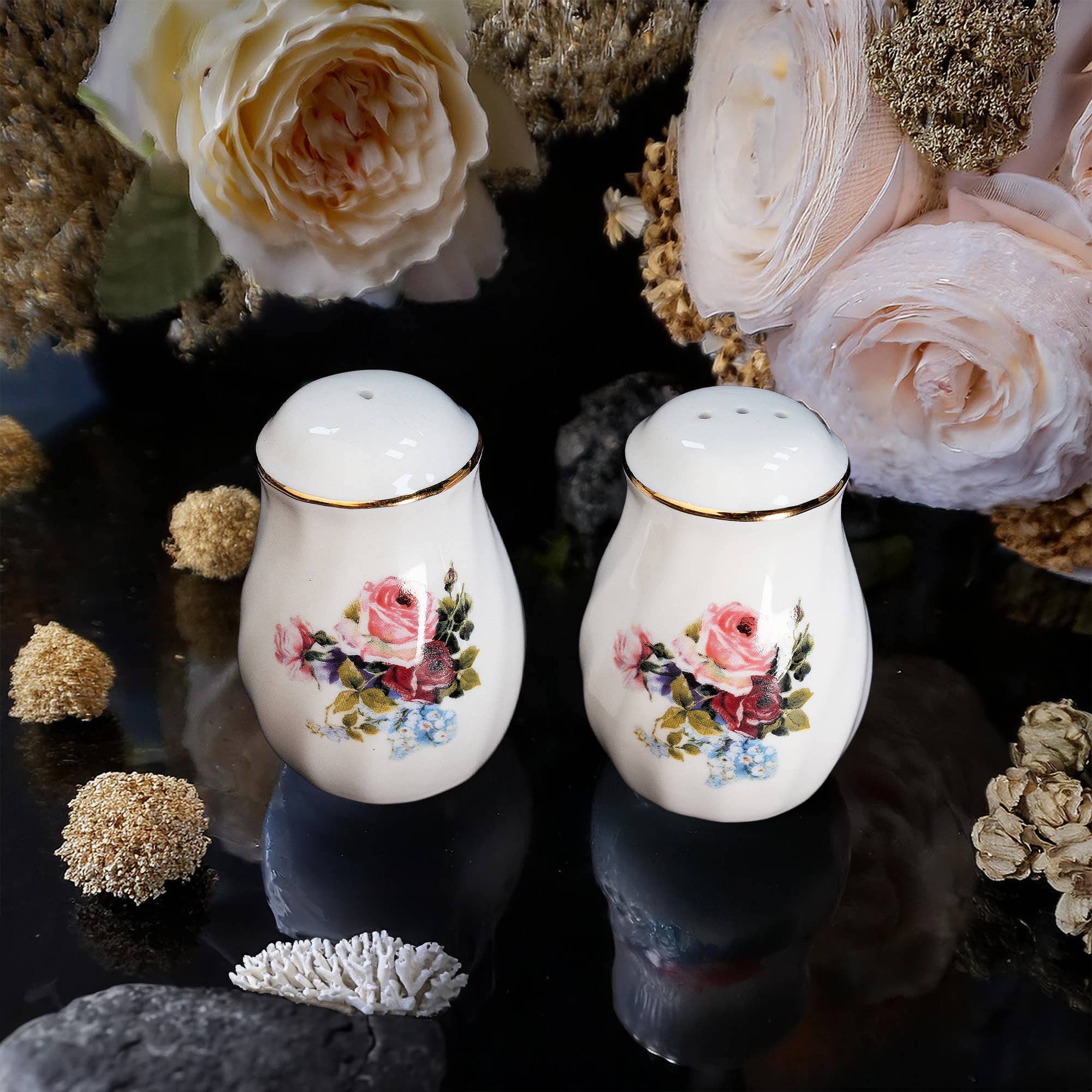 Lynns - Wholesale Salt & Pepper Shaker Set - *Floral Porcelain Salt & Pepper Set, Elegant Vintage3