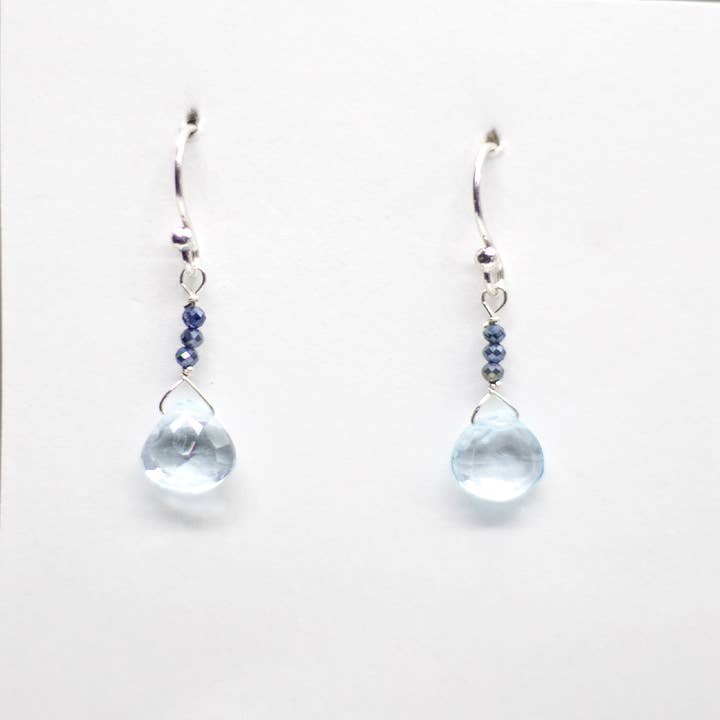 Susan Roberts Jewelry - Wholesale Jewelry Set - Aquamarine & Sapphire Silver Raindrop Set2