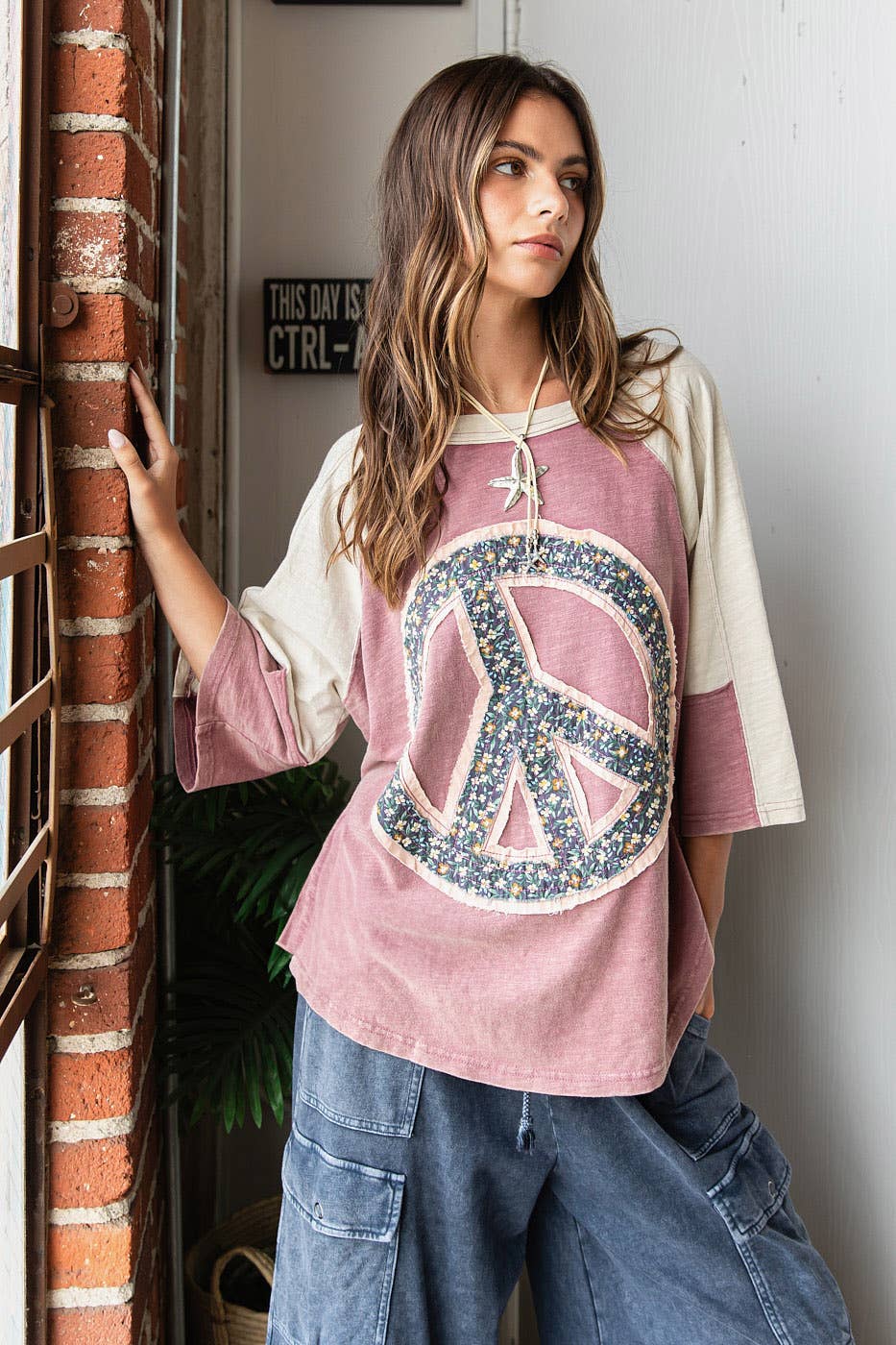 mittoshop – wholesale Tunic – Women’s – PEACE SIGN PATCH MINERAL WASH TOP14