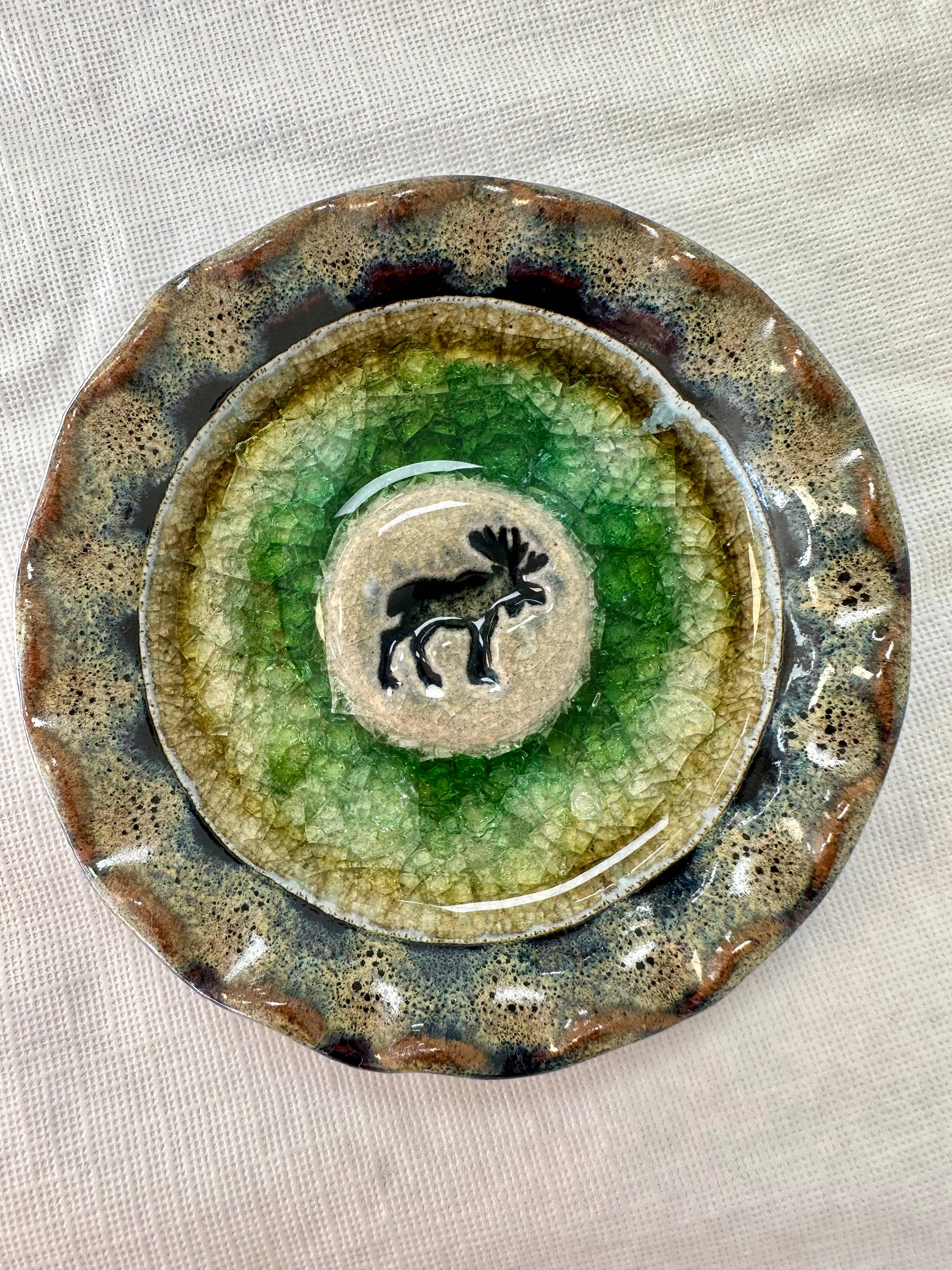 Down to Earth Pottery - Wholesale Decorative Plate/Dish/Bowl - Icon Series Moose