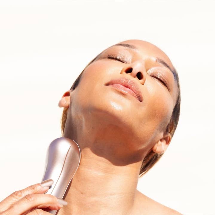 Skin Skulpt - Wholesale Electronic Skincare Device - Plasma Skin Perfector (case of 20)3