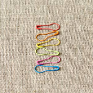 Purchase Wholesale crochet hooks. Free Returns & Net 60 Terms on Faire