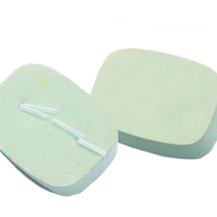 Pierre minérale Critter Choice - Pomme 95 g, paquet de 6 pour la vente par Happy Pet Products Ltd