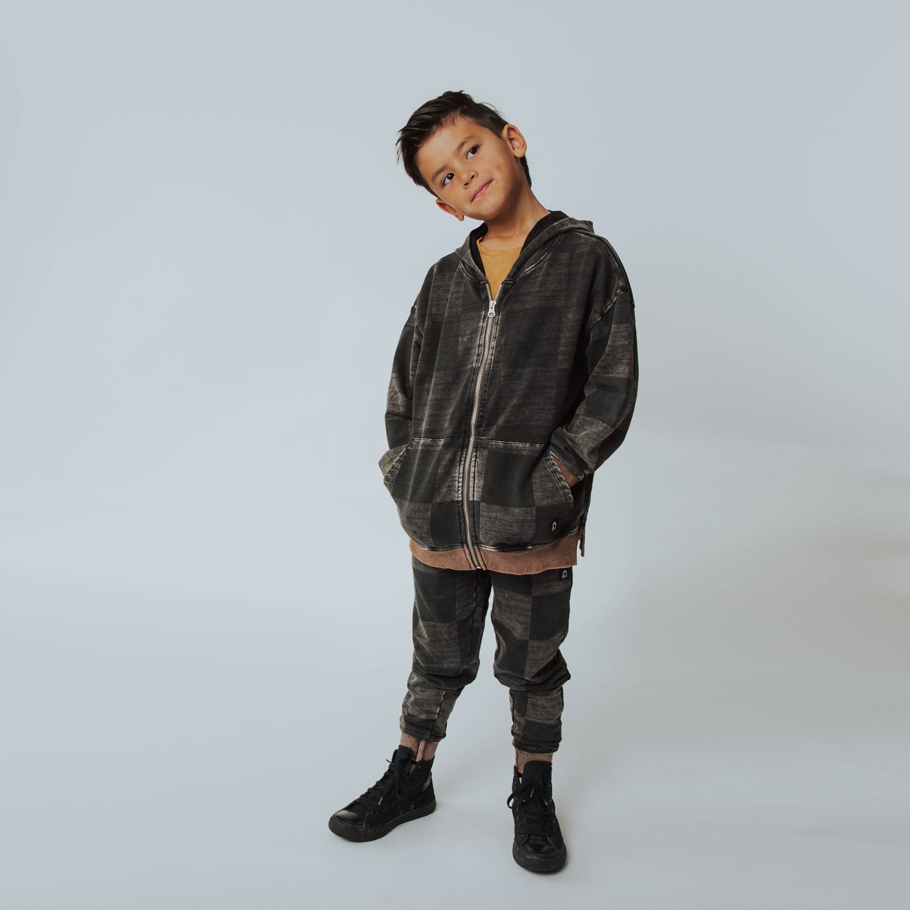 RAGS – wholesale Lounge sweatpants/jogging bottoms – Kids – Relaxed Fit Joggers - Washed Black Denim Check5