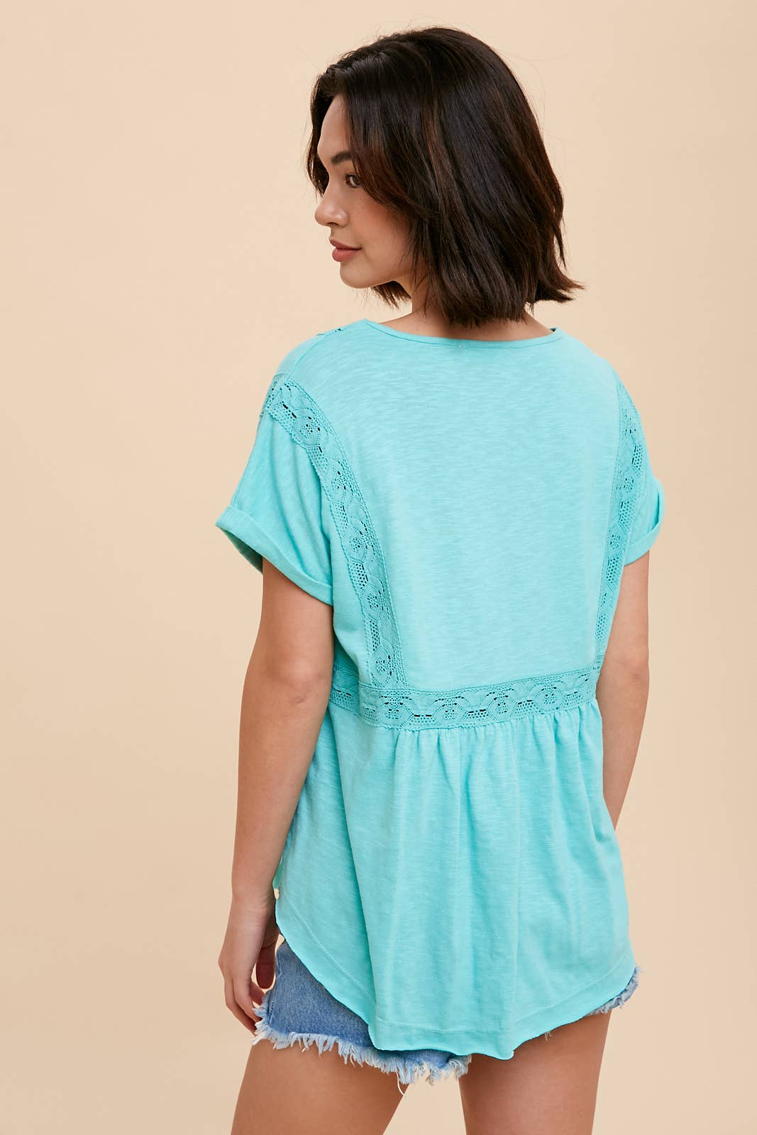 In Loom - Vendita all'ingrosso Top in maglia - Donna - T-SHIRT HENLEY CON ACCENTI IN PIZZO2