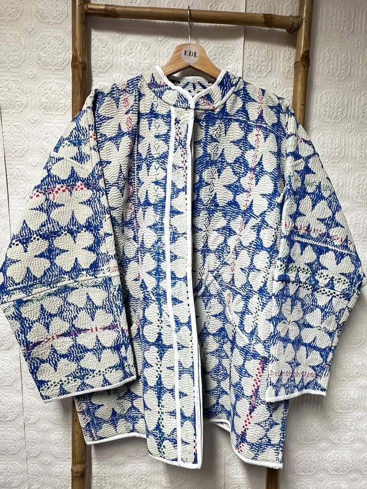 Vintage Kantha Algodón Rodilla Reversible Frontal Abierto Día Cena para venta al por mayor de Essential Designs London