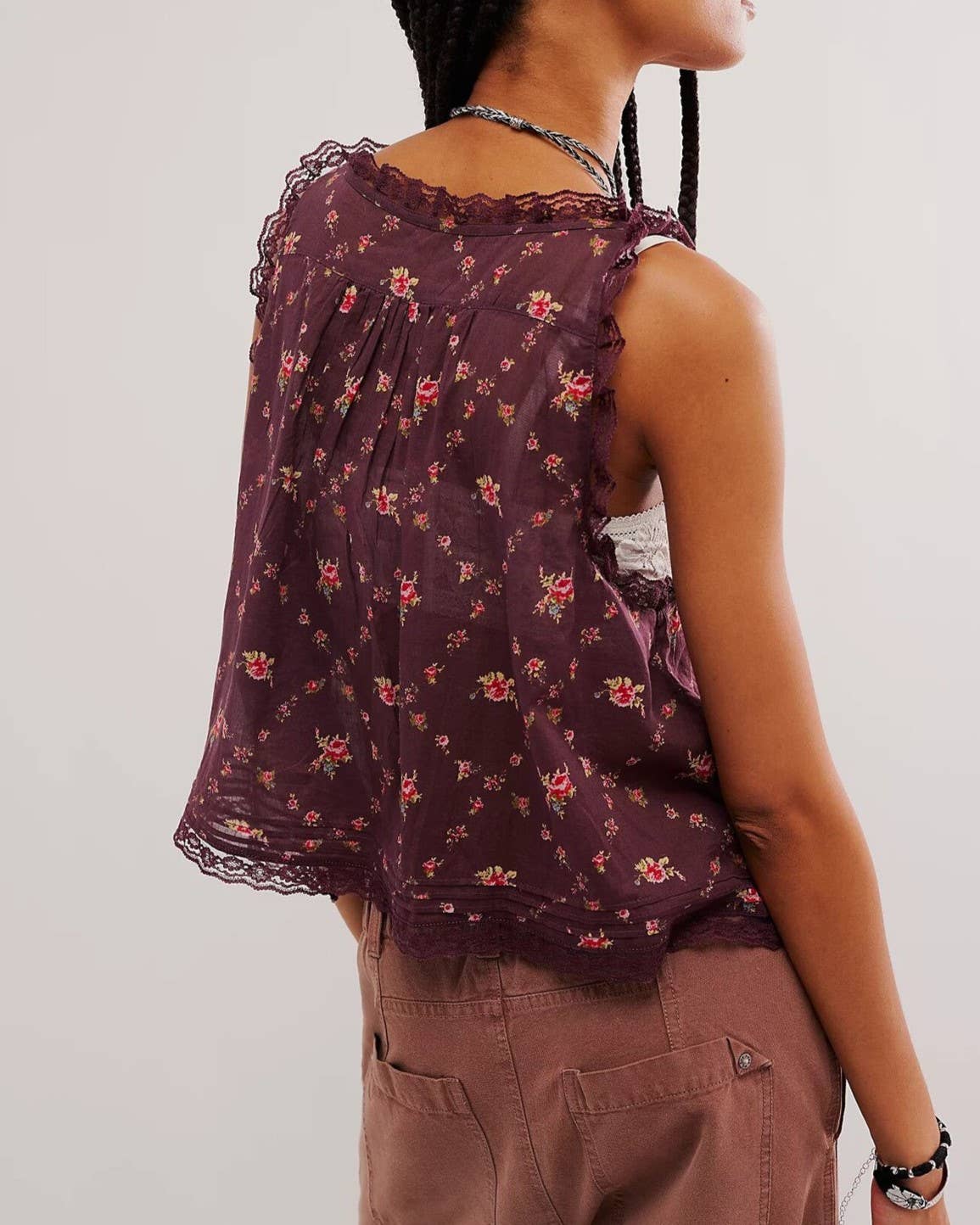 Rosa Clothing - Wholesale Tank Top - Women's - Y2K Sexy Lace Patchwork Buttons Camisole19