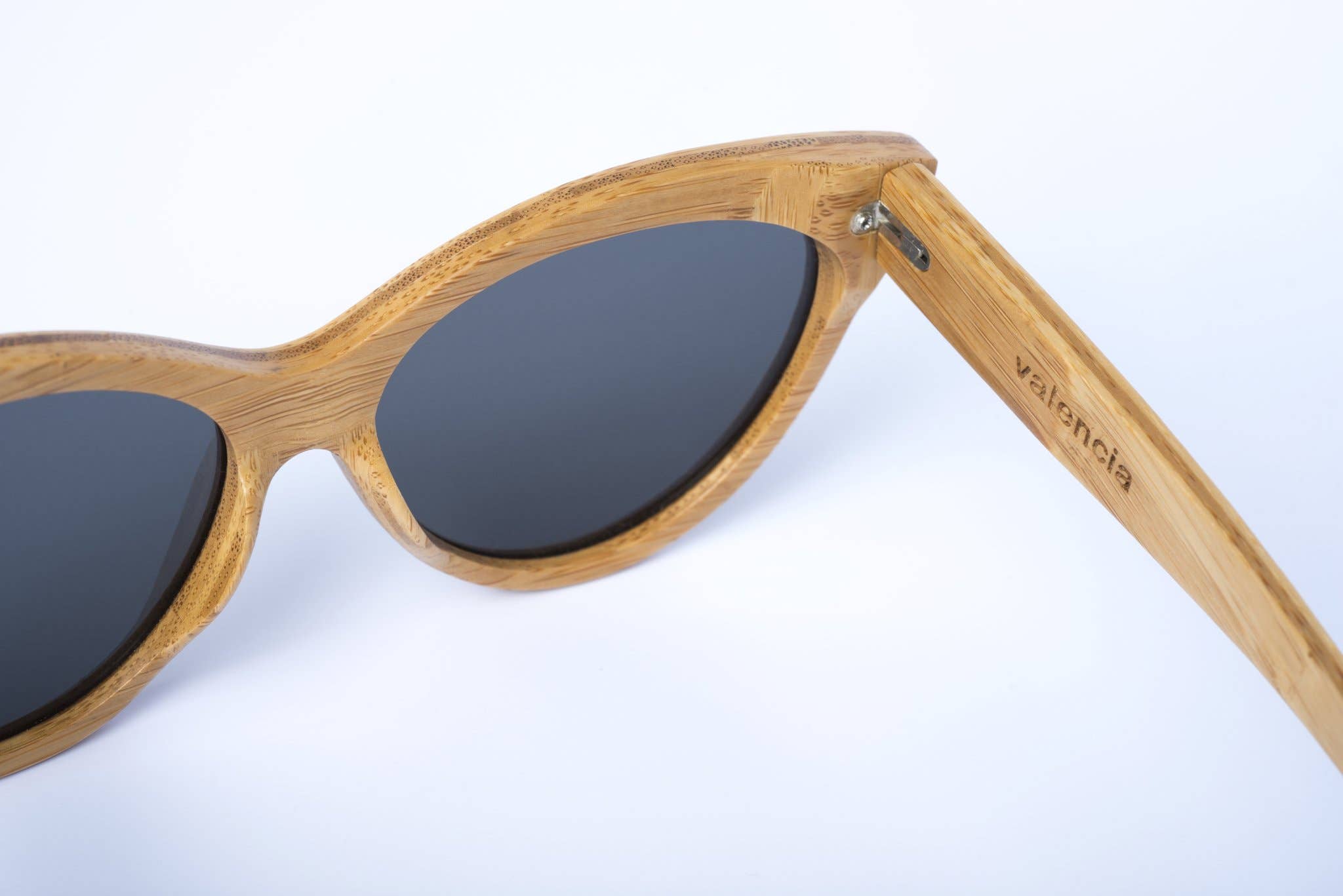 WearPanda - Wholesale Sunglasses - Unisex - Valencia Bamboo Sunglasses11