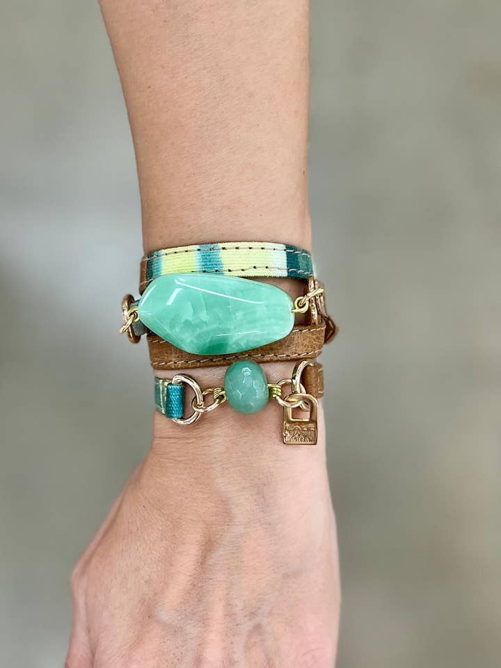 Pulseira Bundle com Pele de Camelo e Faixa de Tecido de Riscas Verdes com Amazonita e Pedra Jade por atacado de LALE