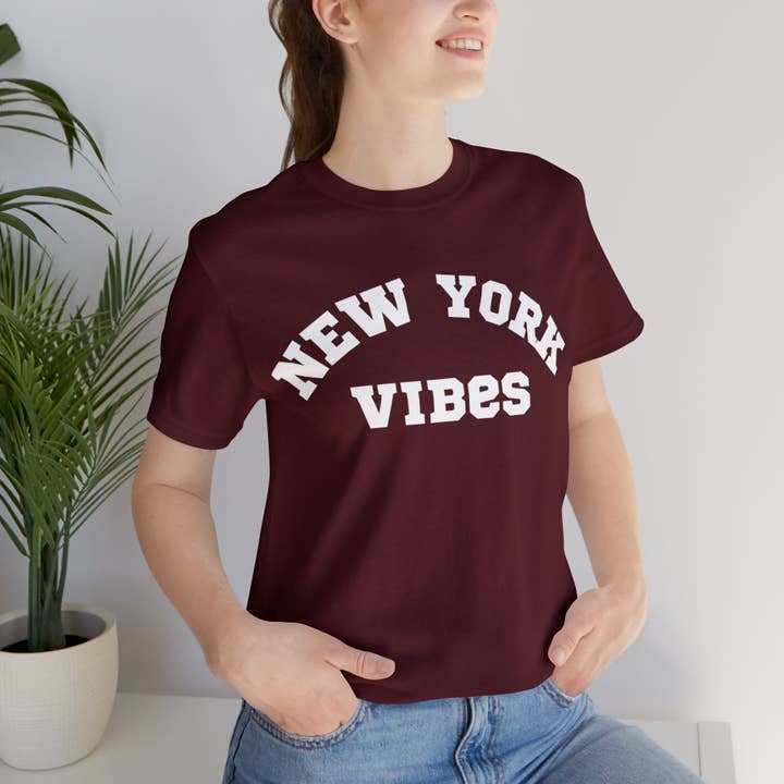 Retro-Hemd mit Vintage-Buchstaben New York Vibes T-Shirt für den Großhandel von Victorholistics