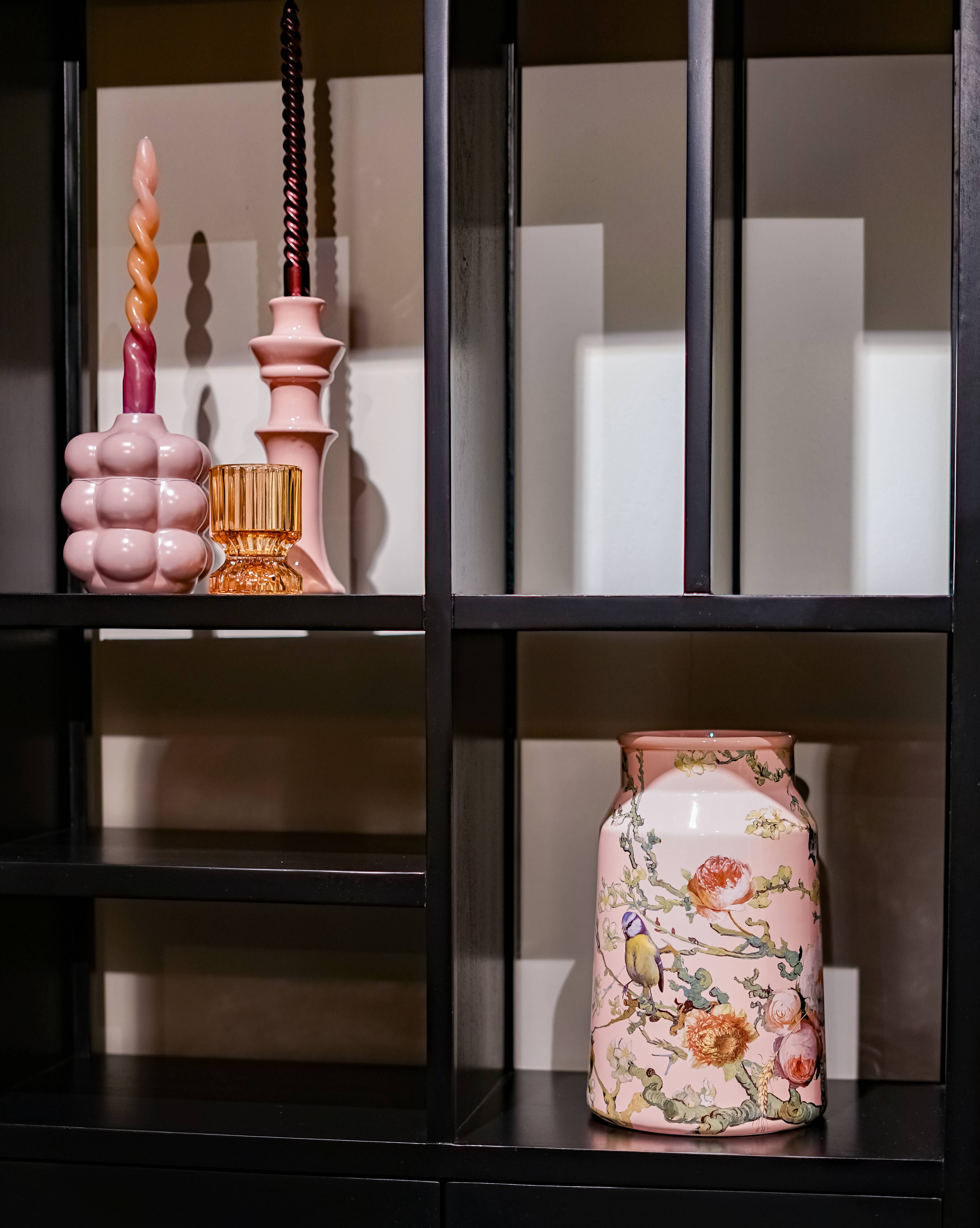 Heinen Delfts Blauw - Wholesale Vase - Milk can vase forest birds pink2