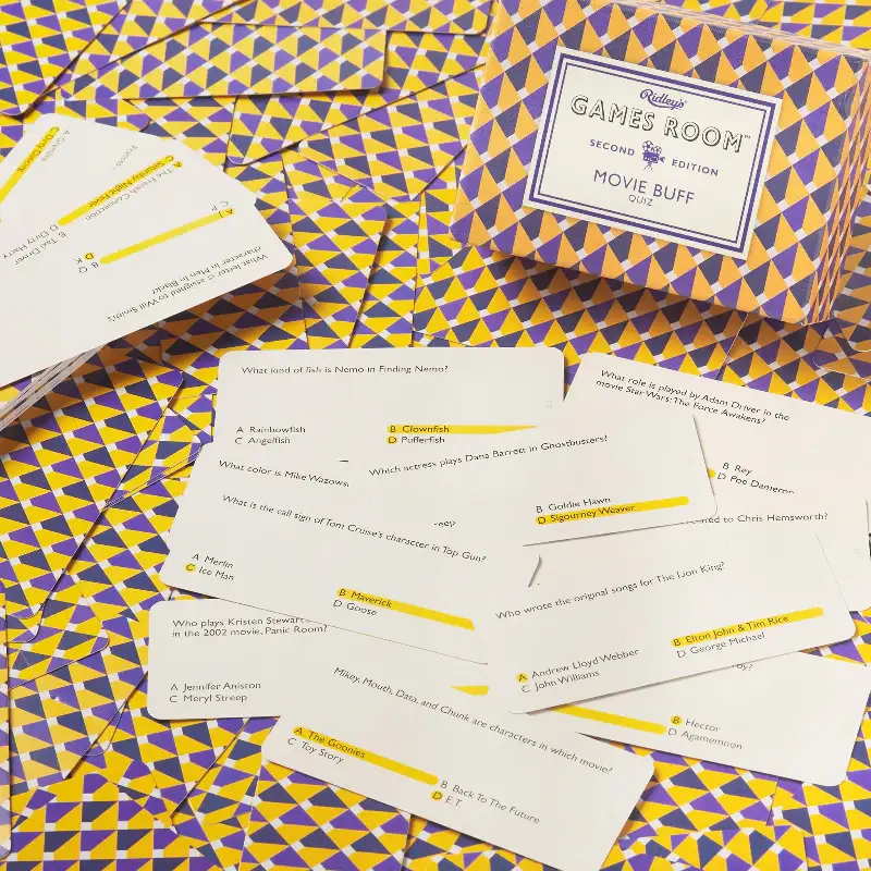 Chronicle Books - Wholesale Card Game - Movie Buff Trivia1