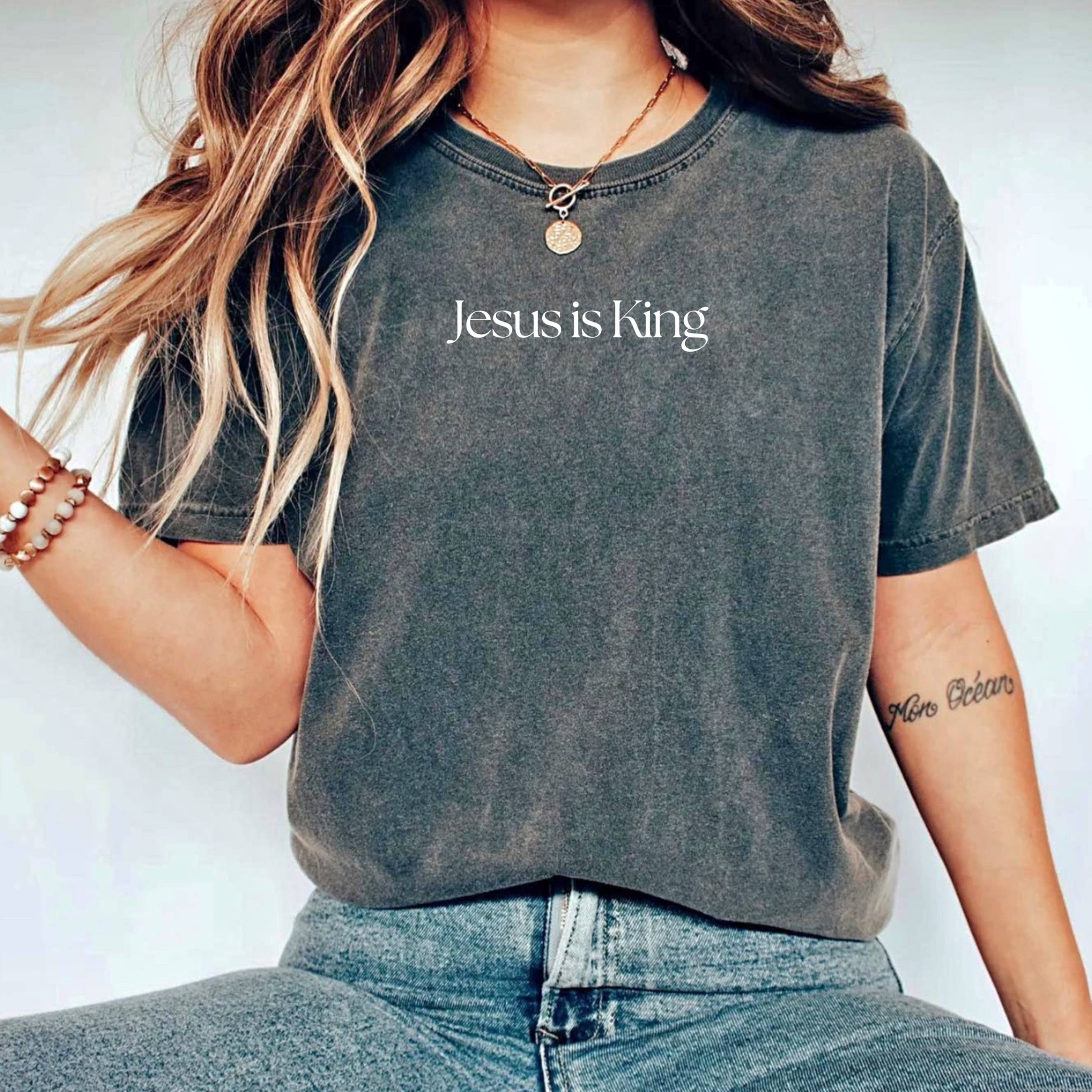 Faith & Life Christian Brands - Wholesale Screen Printed T-Shirt - Women's - Jesus is King Comfort Colors Heavyweight Easter T-Shirt