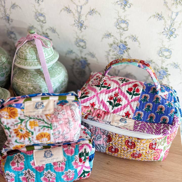 Heart of Grace - Wholesale Makeup/Cosmetic Bag - Wildflower Patch | Quilted Cosmetic Bags-set of 3