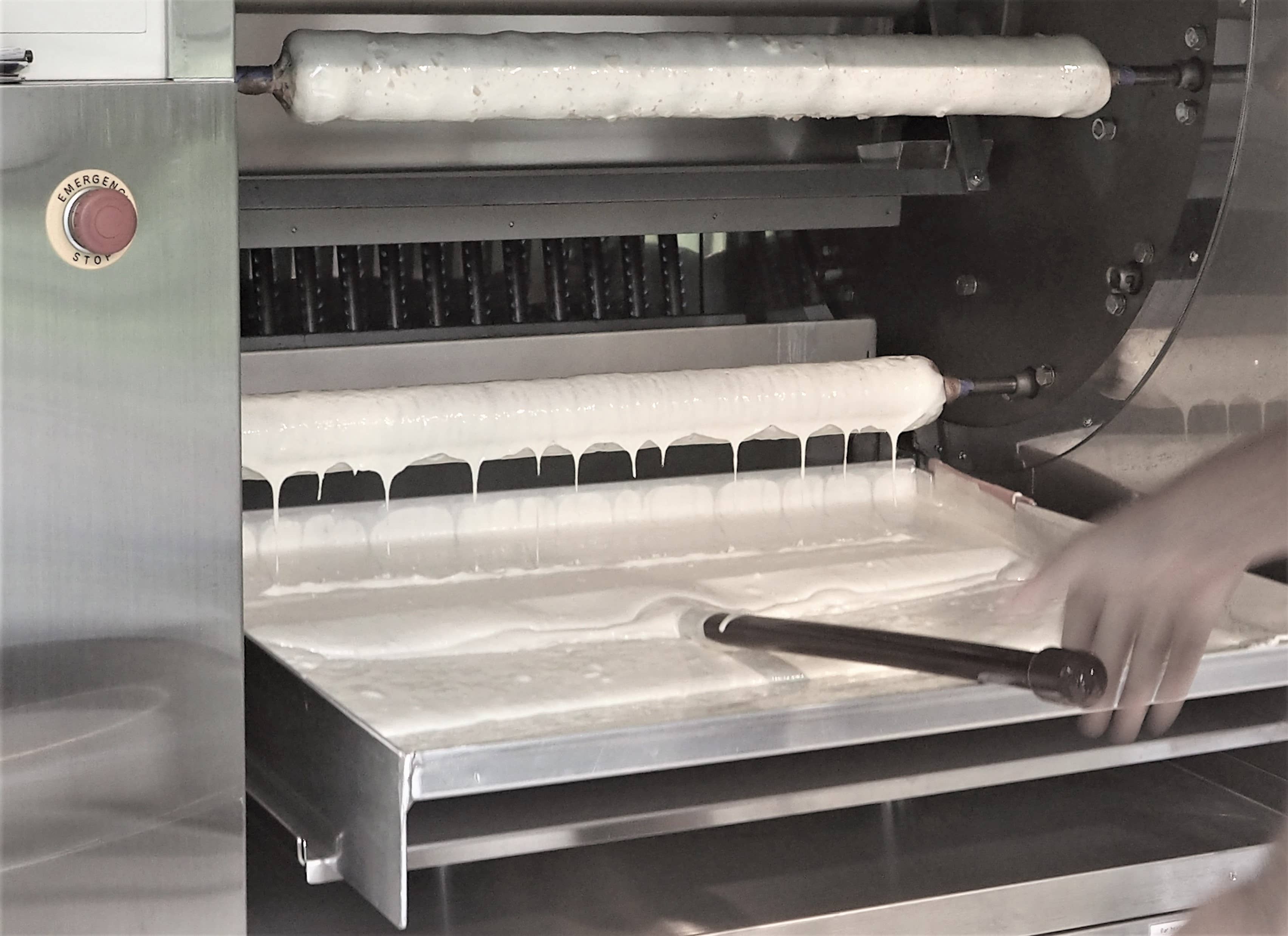 Baumkuchen Farm – wholesale Tårta – Macadamianöt Baumkuchen5