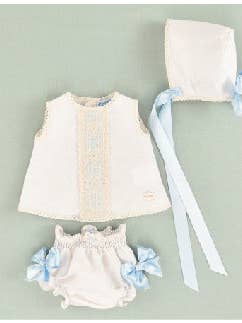 Ecru jurkje voor pasgeboren baby Cocote & Charanga voor wholesale door Charanga