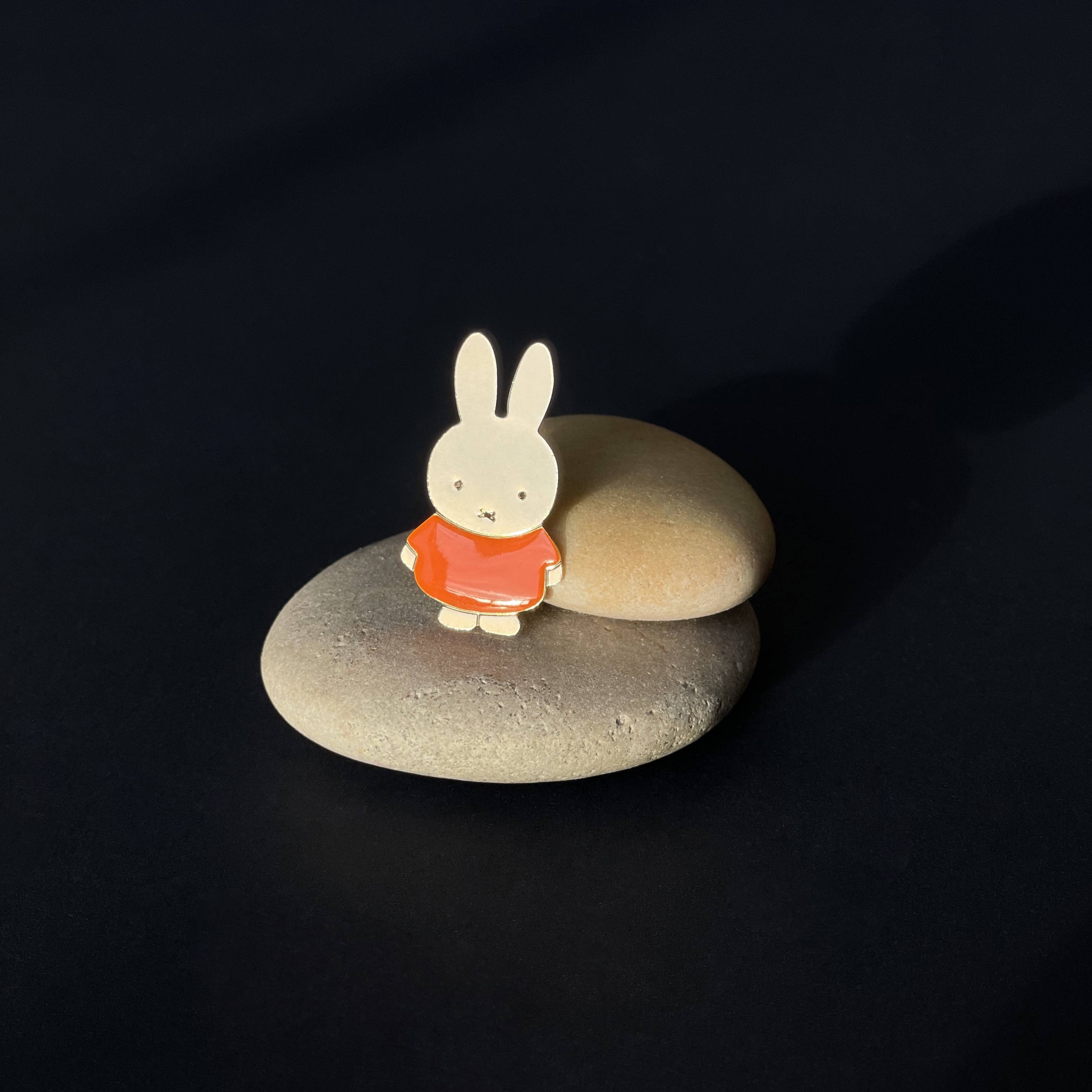 Titlee - Venta al por mayor Broches - Alfiler de conejo MIFFY (naranja) x Miffy1