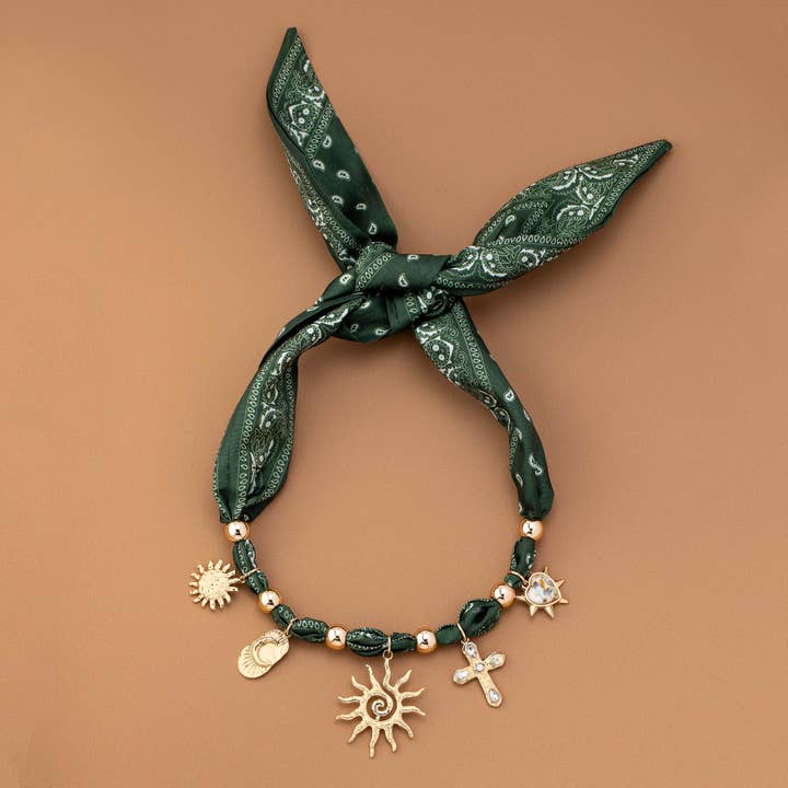 GULD HÅNDLAVET HALSKÆDE MED TØRKLÆDE-SUNBLAST CROSS HEART MOON | 80N92552 for engroshandel på Faire1