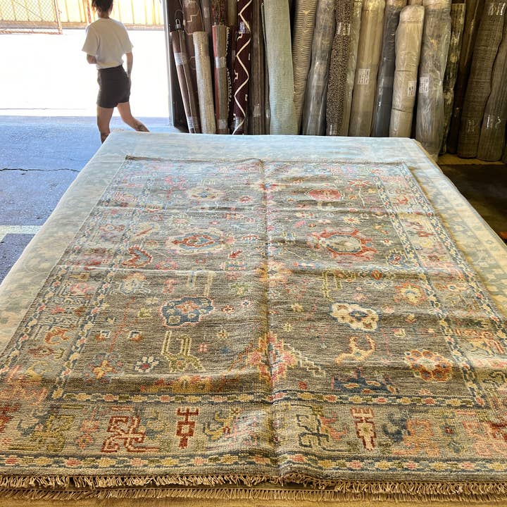 Banana Manor Rug Co. - Vente Tapis - Tapis Oushak noué à la main Bianca 8x10 gris8