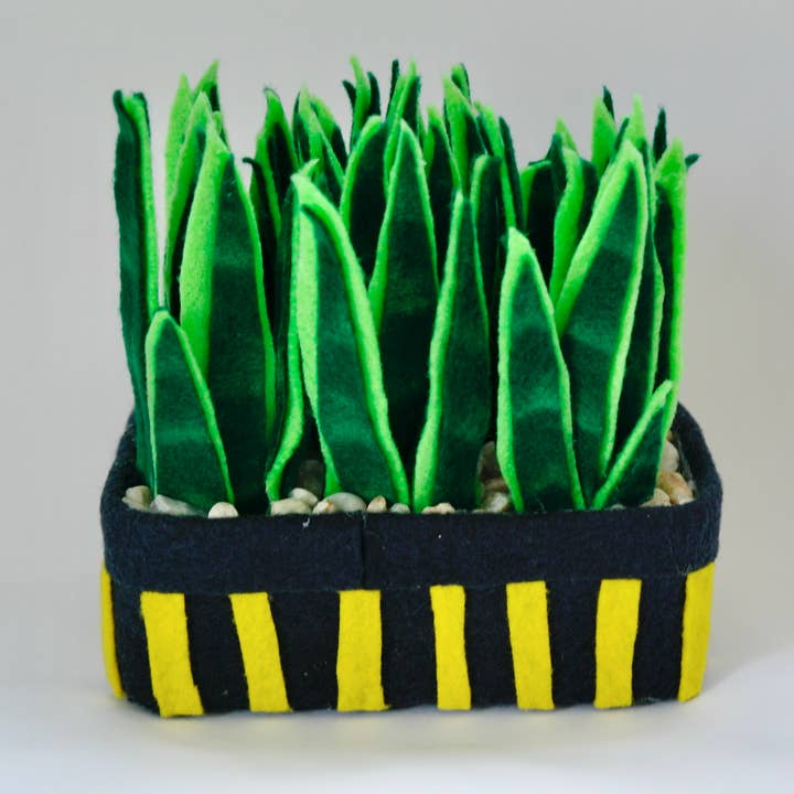 Danielle (Stor Orm Växt) för wholesale av ARTBYSNOOPS