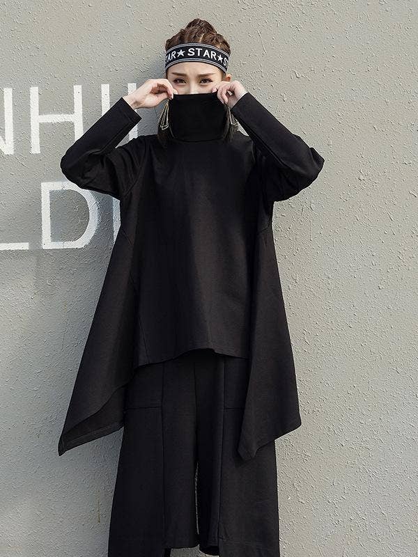 Camiseta preta solta de gola alta por atacado de VividLux