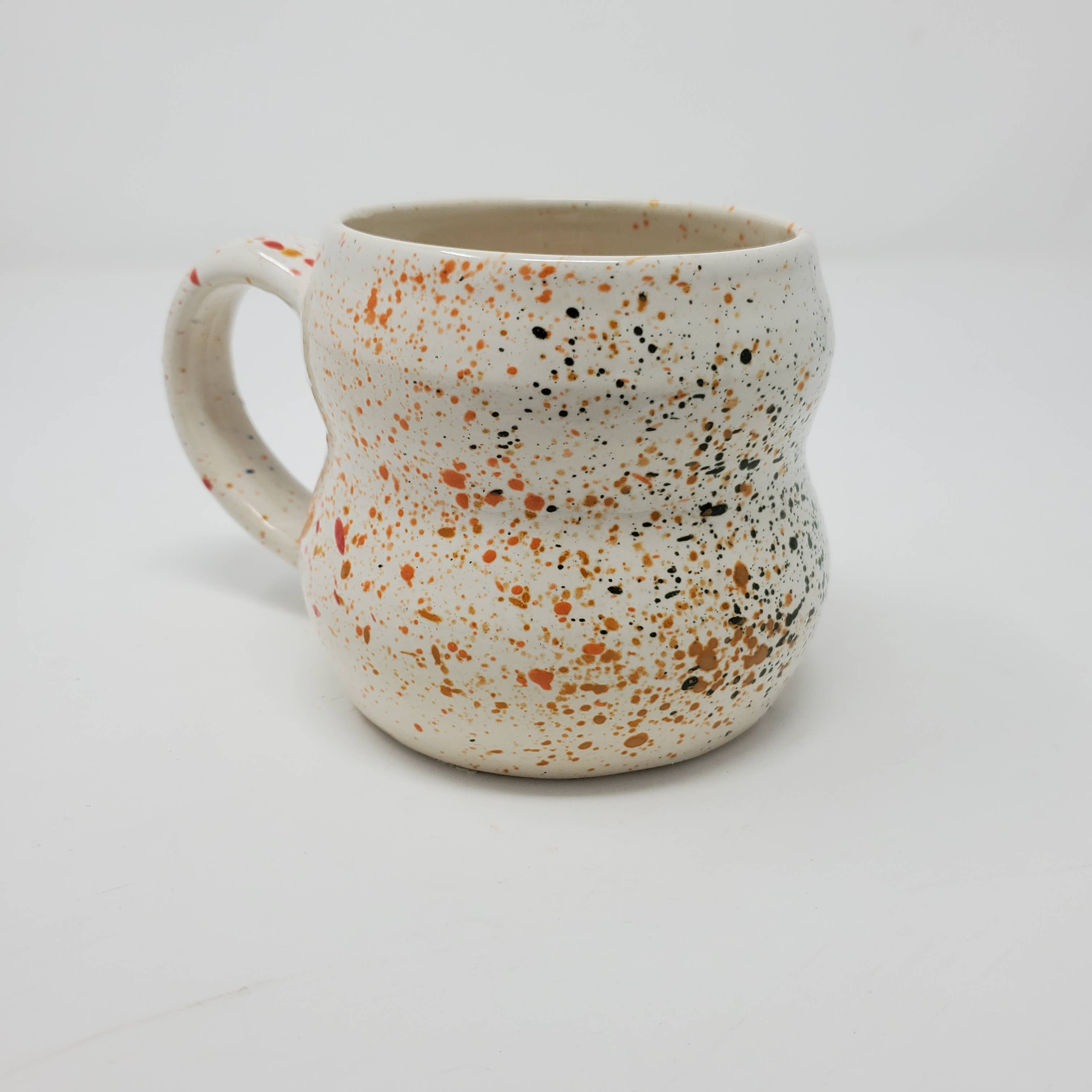 LaLa Gallery – Engroshandel Kaffekrus – Speckled Curvy eller Zig Zag Krus - Håndlavet0