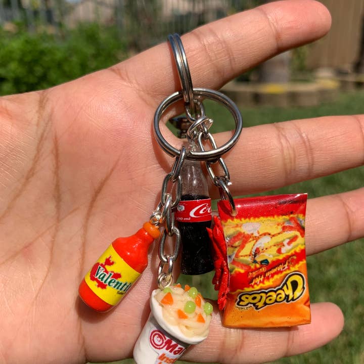 Artesanias la loteria LLC - Wholesale Keychain - Unisex - Maruchan and munchies keychain