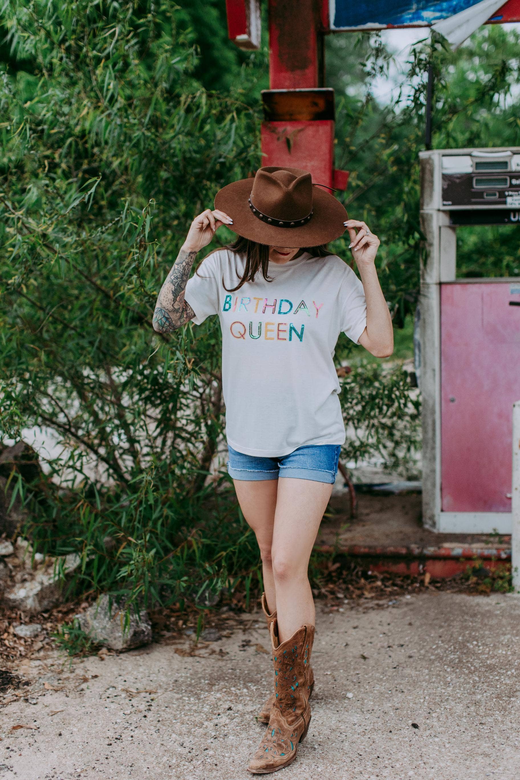 GoldenU - Wholesale Screen Printed T-Shirt - Women's - MK400 Birthday Queen Sequins Tee3