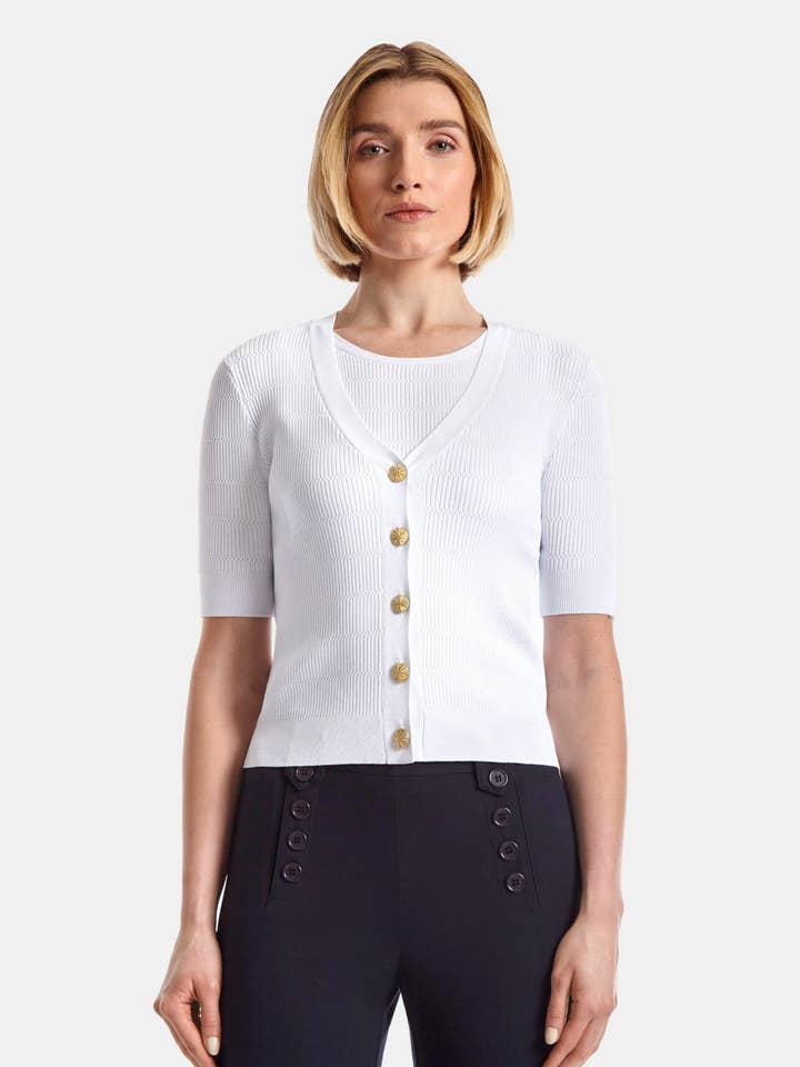 DER ANBETUNGS-PULLOVER für den Großhandel von Capsule 121