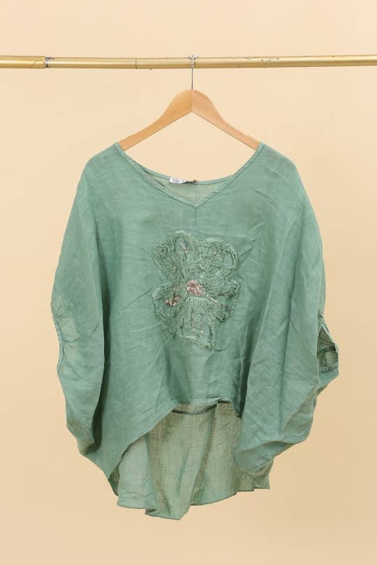 LÉA & LUC – Túnica - Mulher por atacado – Blusa com flor em linho 100% REF. 112094