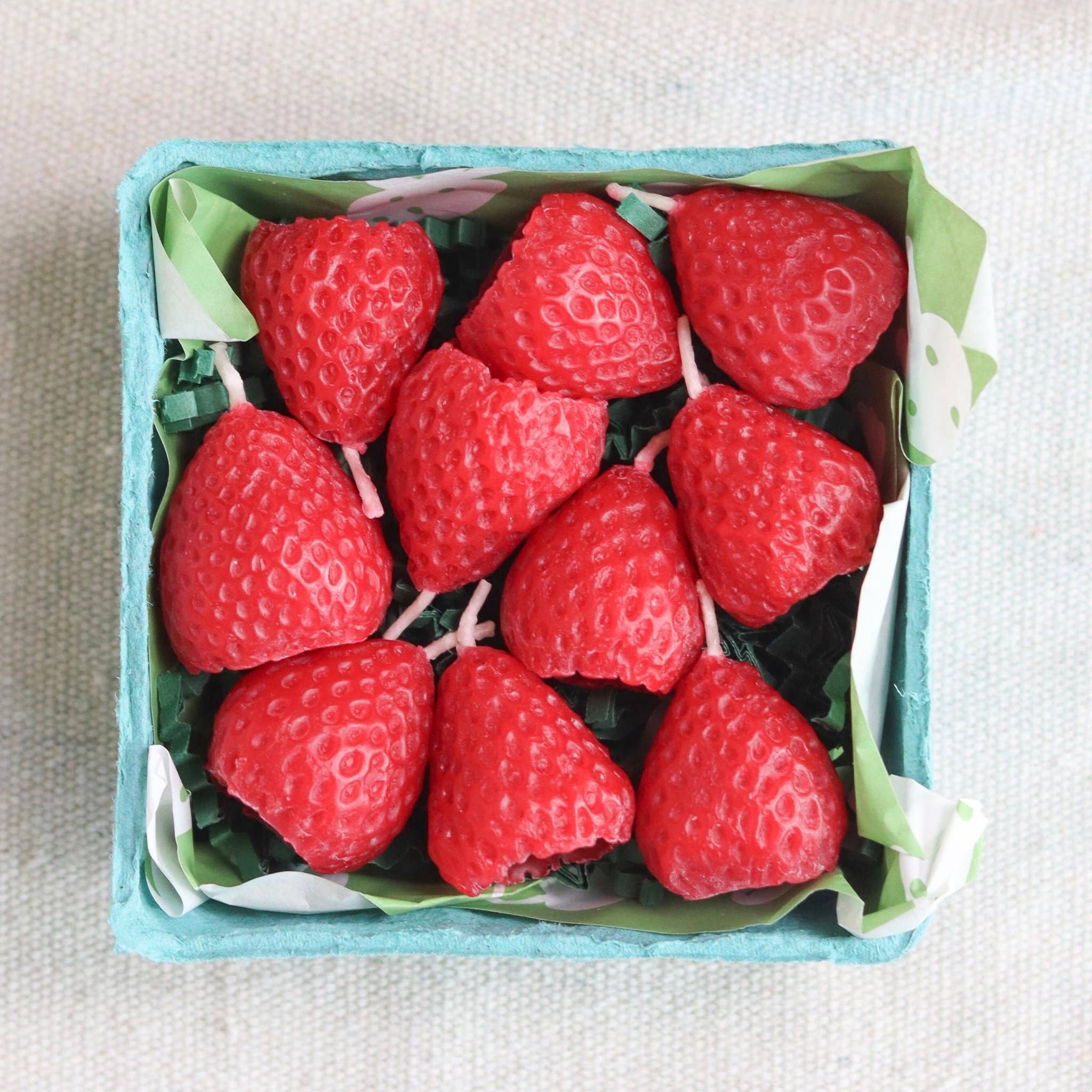 Happy Organics – Großhandel Kuchenkerze – Erdbeer-Bienenwachskerzen für Geburtstage1