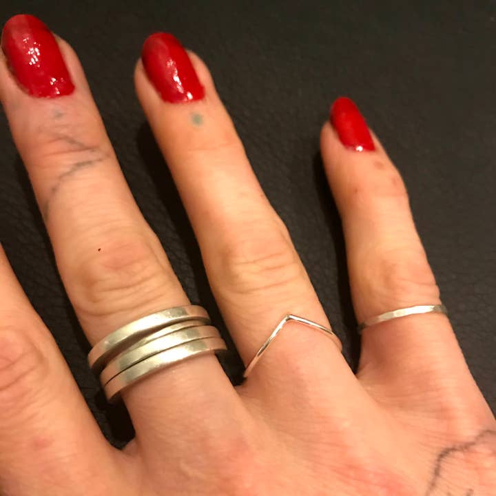 Peak Ring - Sterling sølv for engroshandel hos Butter Brass by Vittrock