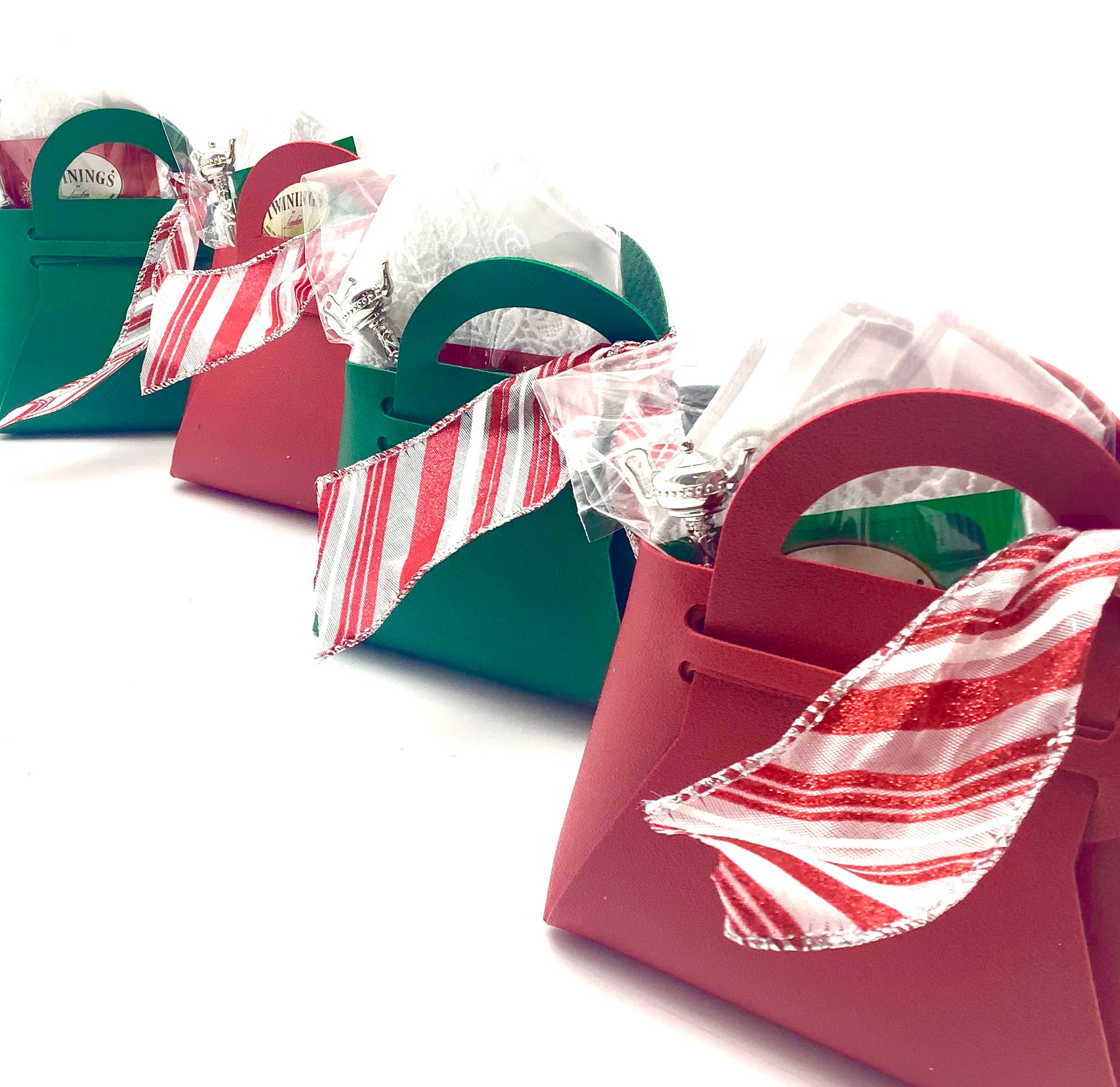 All Little Cute Things - Vente Set de pochettes cadeaux - Cadeaux de fête du thé de Noël, sac à main, sac à main, cuillère à thé, serviette5