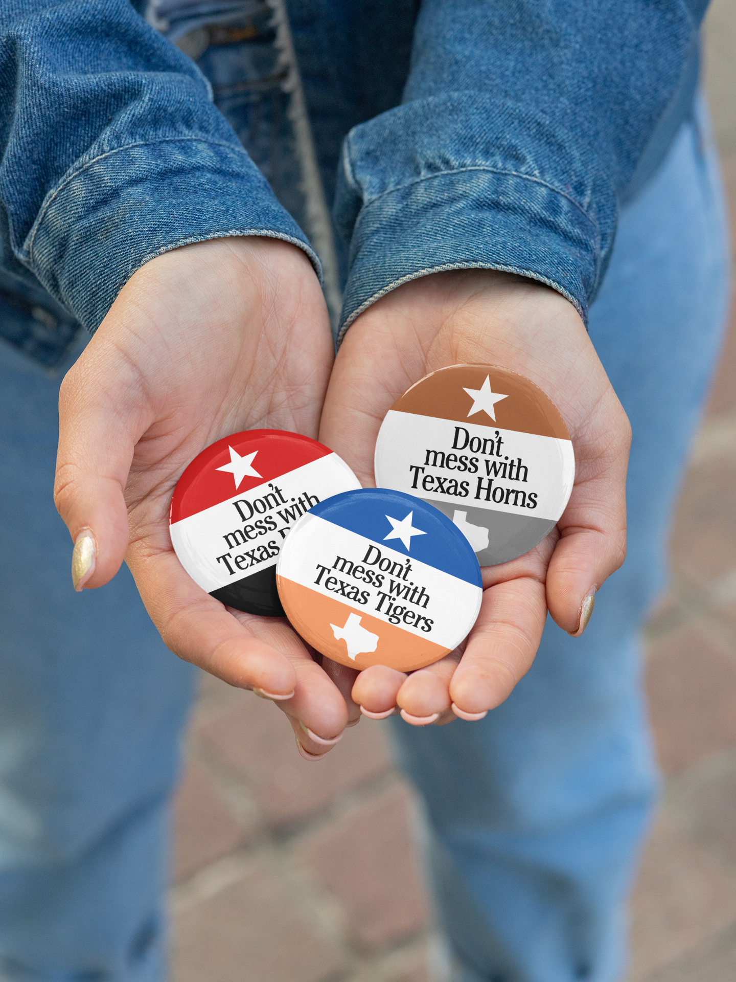 GameDayDrips - Venta al por mayor Botón/prendedor - Botón del Día del Partido | No te metas con los tejanos | Personalizable0