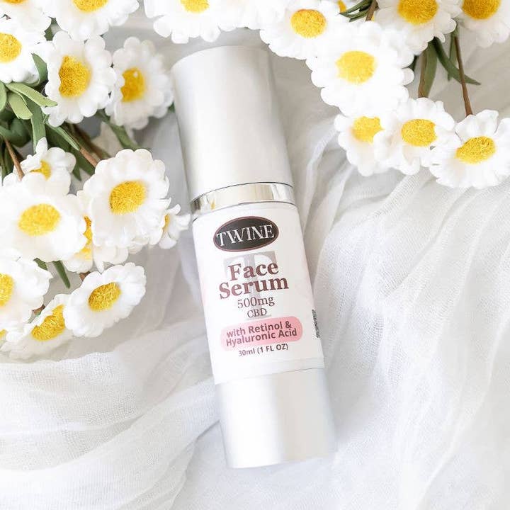 500mg CBD Face Serum with Retinol & Hyaluronic Acid 30ml for wholesale by Twine